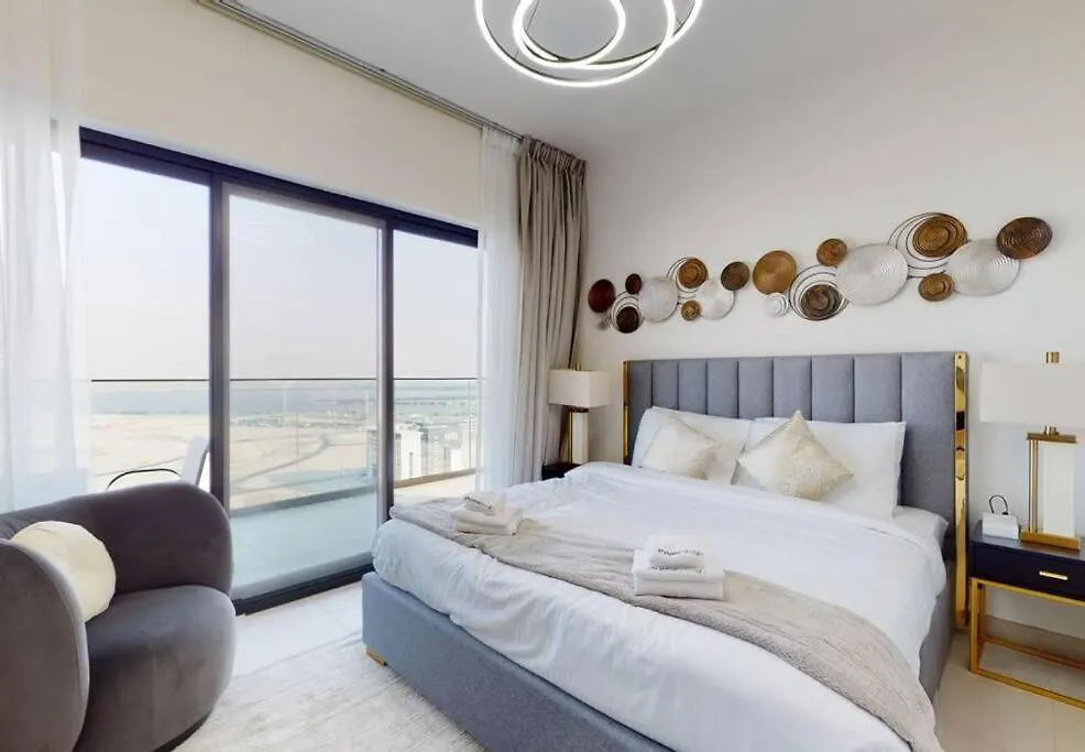 Luxury 3Br Designer Retreat With Parking At Binghatti Creek Dubaj Zjednoczone Emiraty Arabskie