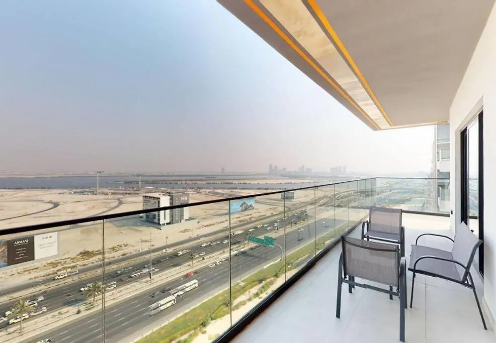 Luxury 3Br Designer Retreat With Parking At Binghatti Creek Dubaj 0*,